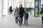 Amsterdam 11 januari 2014
Connie Breukhoven gaat winkelen met haar kleinkinderen in het gelderlandplein waar een half uur later een schietpartij plaats zou vinden.