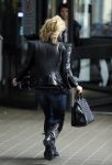 Amsterdam 11 januari 2014
Connie Breukhoven gaat winkelen met haar kleinkinderen in het gelderlandplein waar een half uur later een schietpartij plaats zou vinden.