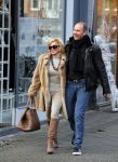 Amsterdam 13 januari 2014
Connie Breukhoven met nieuwe vriend Eugene v  Dun op de cornelis schuytstraat.