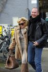Amsterdam 13 januari 2014
Connie Breukhoven met nieuwe vriend Eugene v  Dun op de cornelis schuytstraat.