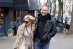 Amsterdam 13 januari 2014
Connie Breukhoven met nieuwe vriend Eugene v  Dun op de cornelis schuytstraat.
