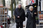 Amsterdam 13 januari 2013
Joop v Zijl met zijn vrouw op de cornelis schuytstraat.