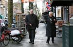 Amsterdam 13 januari 2013
Joop v Zijl met zijn vrouw op de cornelis schuytstraat.