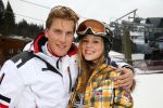 Flauchau (Ooostenrijk), 21 Januari 2014
Wintersport met Vinzzent, Frans Duijts, Django Wagner, Wolter Kroes, Nick Nielsen, Henk Dissel, Rene Schuurmans, Wesley Klein, Yes-R en Charly Luske
Nick Nielsen met SBS Verslaggeefster Celine Huijsmans
Foto Peter Smulders BV.