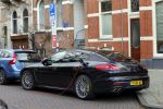 Amsterdam 10 januari 2014
Porsche panamera hybride aan de stroom