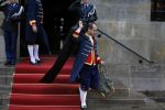 Amsterdam 15 januari 2014
Nieuwjaarsreceptie Koning Willem Alexander en Koningin Maxima in het paleis op de dam. Kleding en tas prinses Beatrix