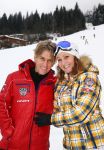 Flauchau (Ooostenrijk), 21 Januari 2014
Wintersport met Vinzzent, Frans Duijts, Django Wagner, Wolter Kroes, Nick Nielsen, Henk Dissel, Rene Schuurmans, Wesley Klein, Yes-R en Charly Luske
Rene Schuurmans met zijn vrouw Monic Schuurmans
Foto Peter Smulders BV.