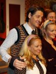 Haarlem 12 januari 2013
Premiere Liefde Half om Halfï¿½
metHenriï¿½tte Tol, Rick Engelkes, Kees Boot, Lone van Roosendaal, Camilla Siegertz en Jelle de Jong in de schouwburg van Haarlem.