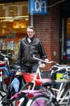 Amsterdam 9 januari 2013
Ursul de Geer doet boodschappen bij de albert Heijn
