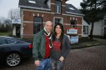 Apeldoorn 19 januari 2015
Melisa v d Meyde en Andy in haar salon en bij hun nieuwe huis. Melisa heeft voortaan de sizero van tamara Elbaz.