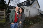 Apeldoorn 19 januari 2015
Melisa v d Meyde en Andy in haar salon en bij hun nieuwe huis. Melisa heeft voortaan de sizero van tamara Elbaz.