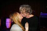 Amsterdam 26 januari 2015
CD presentatie Angela Groothuizen in people's place.
Angela treedt op met dochter Nona en haar andere dochter Lola filmt het concert.
Man Rob Mooij is natuurlijk ook aanwezig.