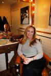 Amsterdam 26 januari 2015
CD presentatie Angela Groothuizen in people's place.
Angela treedt op met dochter Nona en haar andere dochter Lola filmt het concert.
Man Rob Mooij is natuurlijk ook aanwezig.