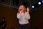 Amsterdam 26 januari 2015
CD presentatie Angela Groothuizen in people's place.
Angela treedt op met dochter Nona en haar andere dochter Lola filmt het concert.
Man Rob Mooij is natuurlijk ook aanwezig.