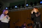 Amsterdam 26 januari 2015
CD presentatie Angela Groothuizen in people's place.
Angela treedt op met dochter Nona en haar andere dochter Lola filmt het concert.
Man Rob Mooij is natuurlijk ook aanwezig.