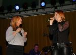 Amsterdam 26 januari 2015
CD presentatie Angela Groothuizen in people's place.
Angela treedt op met dochter Nona en haar andere dochter Lola filmt het concert.
Man Rob Mooij is natuurlijk ook aanwezig.