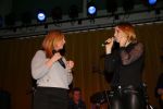 Amsterdam 26 januari 2015
CD presentatie Angela Groothuizen in people's place.
Angela treedt op met dochter Nona en haar andere dochter Lola filmt het concert.
Man Rob Mooij is natuurlijk ook aanwezig.