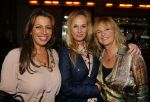 Amsterdam 26 januari 2015
CD presentatie Angela Groothuizen in people's place.
Angela treedt op met dochter Nona en haar andere dochter Lola filmt het concert.
Man Rob Mooij is natuurlijk ook aanwezig.
Angela Kramers Esther Oosterbeek en Patty Zomer