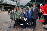 Amsterdam 8 februari 2015
Premiere Paddington in Pathe Arena met stemmencast Beau v Erven Dorens en Lange Frans.
Beau met zijn vrouw Selly en hun kinderen