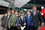 Amsterdam 8 februari 2015
Premiere Paddington in Pathe Arena met stemmencast Beau v Erven Dorens en Lange Frans.
Beau met zijn vrouw Selly en hun kinderen