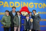 Amsterdam 8 februari 2015
Premiere Paddington in Pathe Arena met stemmencast Beau v Erven Dorens en Lange Frans.
Beau met zijn vrouw Selly en hun kinderen