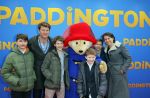 Amsterdam 8 februari 2015
Premiere Paddington in Pathe Arena met stemmencast Beau v Erven Dorens en Lange Frans.
Beau met zijn vrouw Selly en hun kinderen