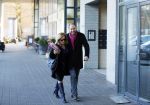 Amsterdam 24 januari 2014
Connie Bruekhoven Witteman doet bsamen met Eugene v Dun boodschappen op he gelderlandplein
