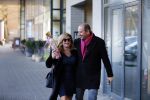 Amsterdam 24 januari 2014
Connie Bruekhoven Witteman doet bsamen met Eugene v Dun boodschappen op he gelderlandplein
