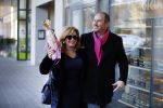 Amsterdam 24 januari 2014
Connie Bruekhoven Witteman doet bsamen met Eugene v Dun boodschappen op he gelderlandplein