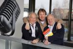 Hilversum 20 januari 2015
De deurzakkers op bezoek bij Erik de Zwart (radio Veronica) omdat ze 40 jaar geleden binnen kwamen in de top 40. Met Rens Muller
