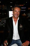 Uitgeest 19 januari 2015
Nieuwjaarsreceptie Henk Geels in Bobs saloon in uitgeest.
Gerard Joling met Bobbi Eden