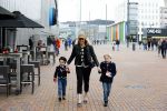 Amsterdam 8 februari 2015
Premiere Paddington in Pathe Arena met stemmencast Beau v Erven Dorens en Lange Frans.
Jetteke v Lexmond met kinderen