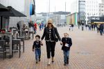 Amsterdam 8 februari 2015
Premiere Paddington in Pathe Arena met stemmencast Beau v Erven Dorens en Lange Frans.
Jetteke v Lexmond met kinderen