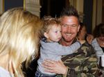 Amsterdam 28 januari 2015
Boekpresentatie Willeke Alberti in Carre.
Johnny de Mol reikt het eerste boek uit aan zijn moeder Willeke en Belinda Meuldijk die het boek geschreven heeft.
Ook zoon Kai  en zijn vrouw met zoon Finn zijn natuurlijk aanwezig