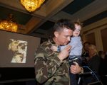 Amsterdam 28 januari 2015
Boekpresentatie Willeke Alberti in Carre.
Johnny de Mol reikt het eerste boek uit aan zijn moeder Willeke en Belinda Meuldijk die het boek geschreven heeft.
Ook zoon Kai  en zijn vrouw met zoon Finn zijn natuurlijk aanwezig