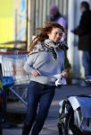 Uitdam/Amsterdam 17 januari 2015
Katja Schuurman rijdt met dochter Sammie van hun huis naar een landwinkel in Amsterdam waar ze samen boodschappen doen.