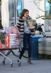 Uitdam/Amsterdam 17 januari 2015
Katja Schuurman rijdt met dochter Sammie van hun huis naar een landwinkel in Amsterdam waar ze samen boodschappen doen.