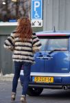 Uitdam/Amsterdam 17 januari 2015
Katja Schuurman rijdt met dochter Sammie van hun huis naar een landwinkel in Amsterdam waar ze samen boodschappen doen.