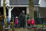 Uitdam - Zuiderwoude 29 januari 2015
De vader van Katja Schuurman haaltr zijn kleindochter Sammie op van school.