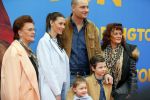 Amsterdam 8 februari 2015
Premiere Paddington in Pathe Arena met stemmencast Beau v Erven Dorens en Lange Frans.
Lange Frans met Ex danielle v Aalderen zij n kinderen en moeder en schoonmoeder