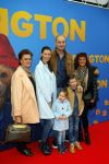 Amsterdam 8 februari 2015
Premiere Paddington in Pathe Arena met stemmencast Beau v Erven Dorens en Lange Frans.
Lange Frans met Ex danielle v Aalderen zij n kinderen en moeder en schoonmoeder