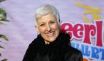 Breda 1 februari 2015
Premiere Heerlijk duurt het langst in het chasse theater.
Lucie de Lange met een kennis