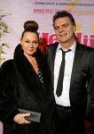 Breda 1 februari 2015
Premiere Heerlijk duurt het langst in het chasse theater.
Maya Vandenbroecke met vriend