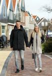 Volendam 8 februari 2015
Monique Smit zwanger met haar vriend Martijn in Volendam.