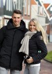 Volendam 8 februari 2015
Monique Smit zwanger met haar vriend Martijn in Volendam.