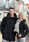 Volendam 8 februari 2015
Monique Smit zwanger met haar vriend Martijn in Volendam.