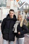 Volendam 8 februari 2015
Monique Smit zwanger met haar vriend Martijn in Volendam.
