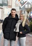 Volendam 8 februari 2015
Monique Smit zwanger met haar vriend Martijn in Volendam.