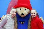 Amsterdam 8 februari 2015
Premiere Paddington in Pathe Arena met stemmencast Beau v Erven Dorens en Lange Frans.
Mylene en Rosanne