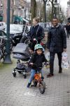 Amsterdam 27 januari 2015
Doutzen Kroes en Sunnery James met zoontje Phyllon James (Gorre)achter de kinderwagen in Amsterdam zuid.